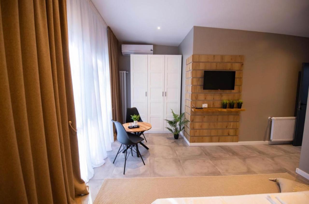 Casa Doner Rooms Craiova Esterno foto